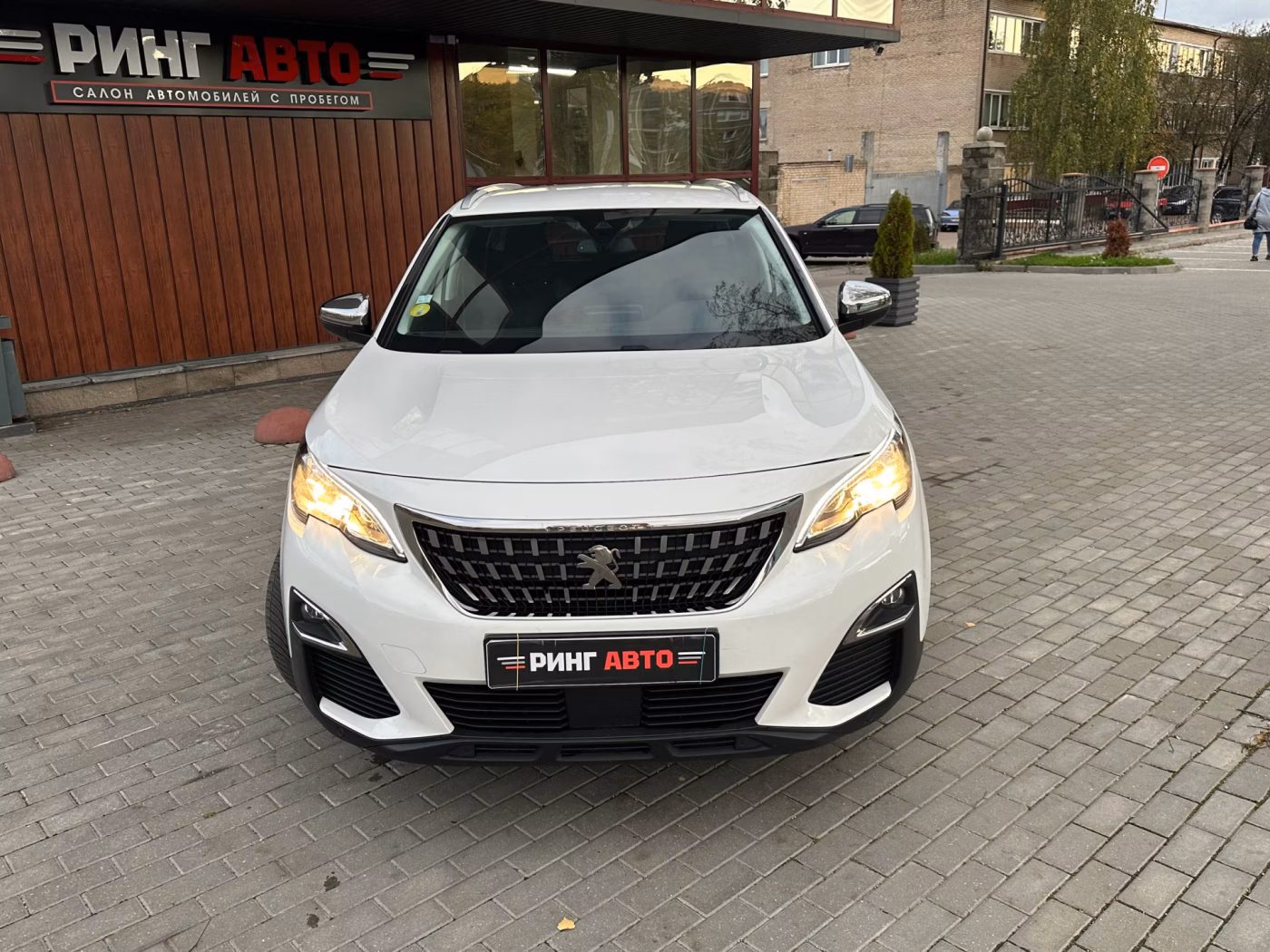 Peugeot 5008 фото 2
