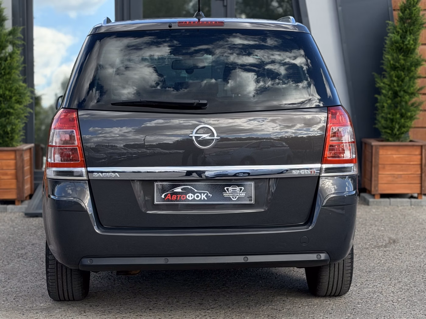 Opel Zafira фото 4