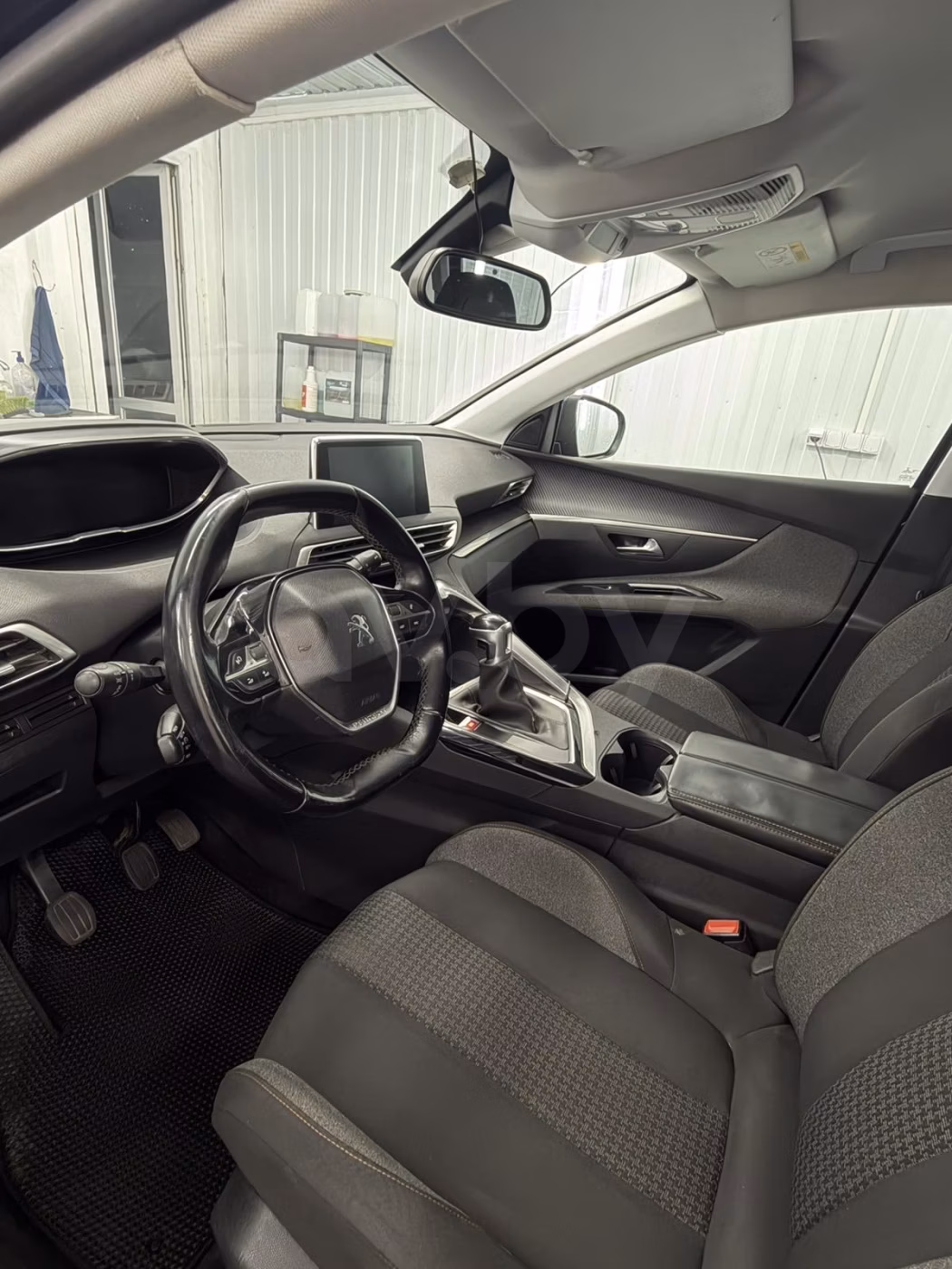 Peugeot 5008 фото 6