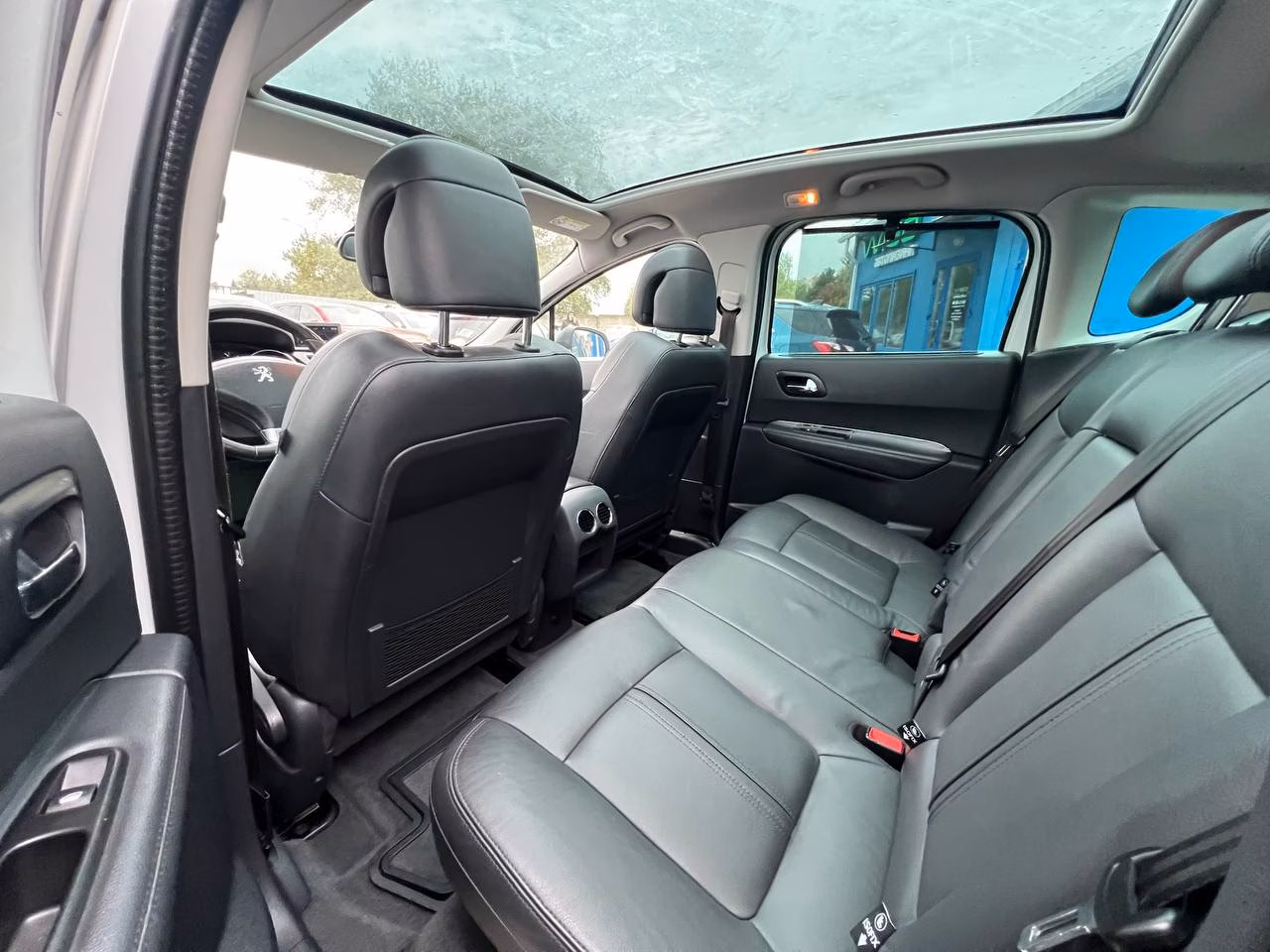Peugeot 3008 фото 17