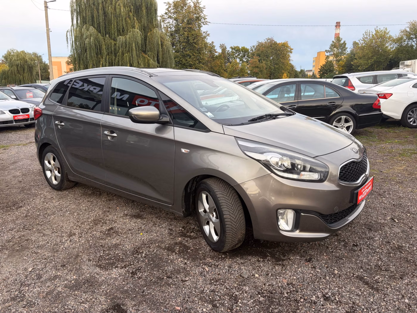 Kia Carens фото 3
