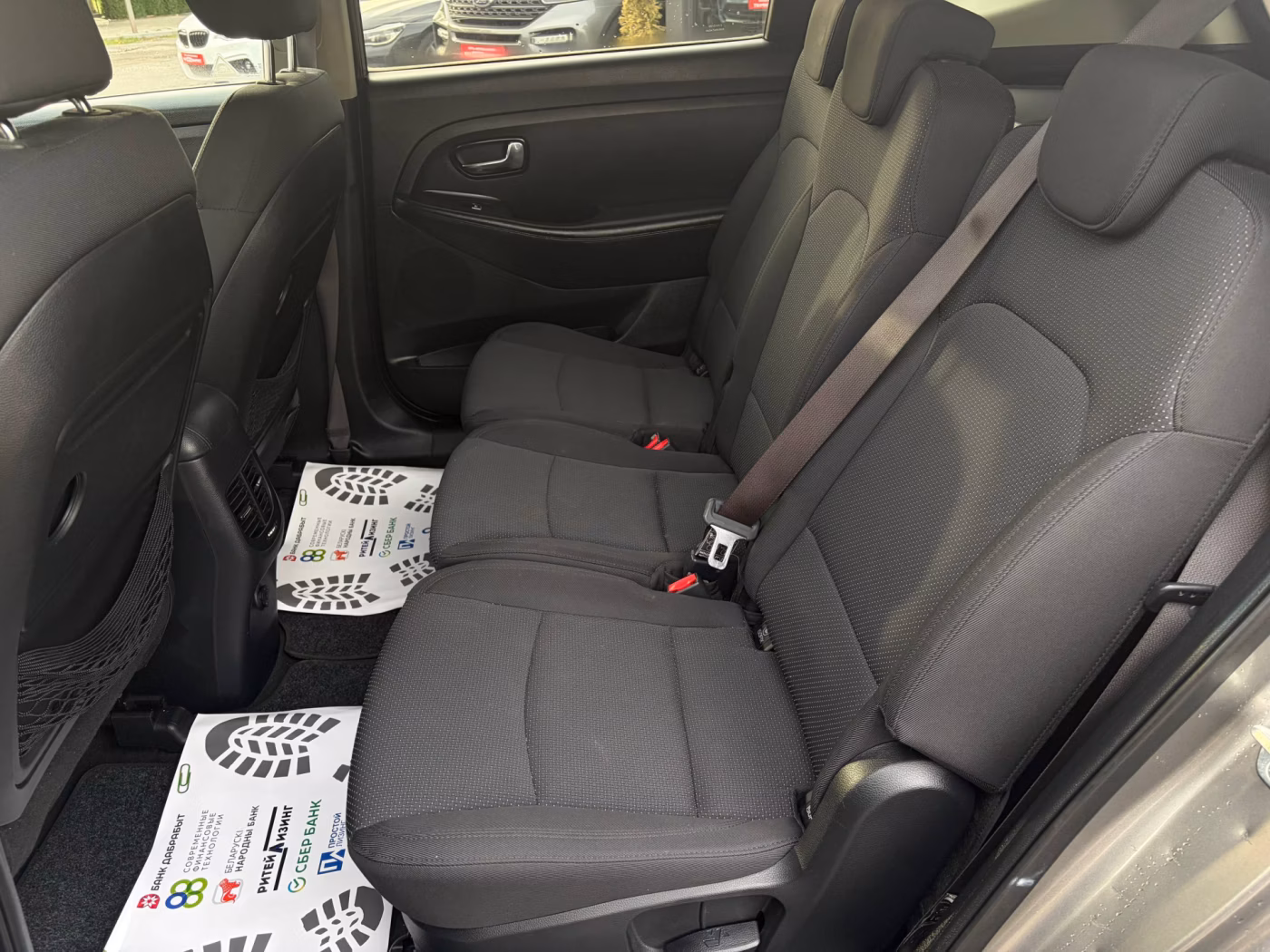 Kia Carens фото 17