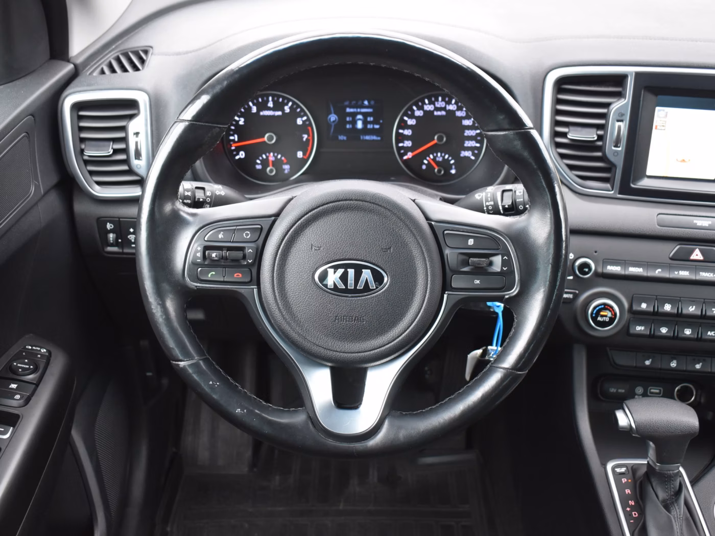 Kia Sportage фото 10