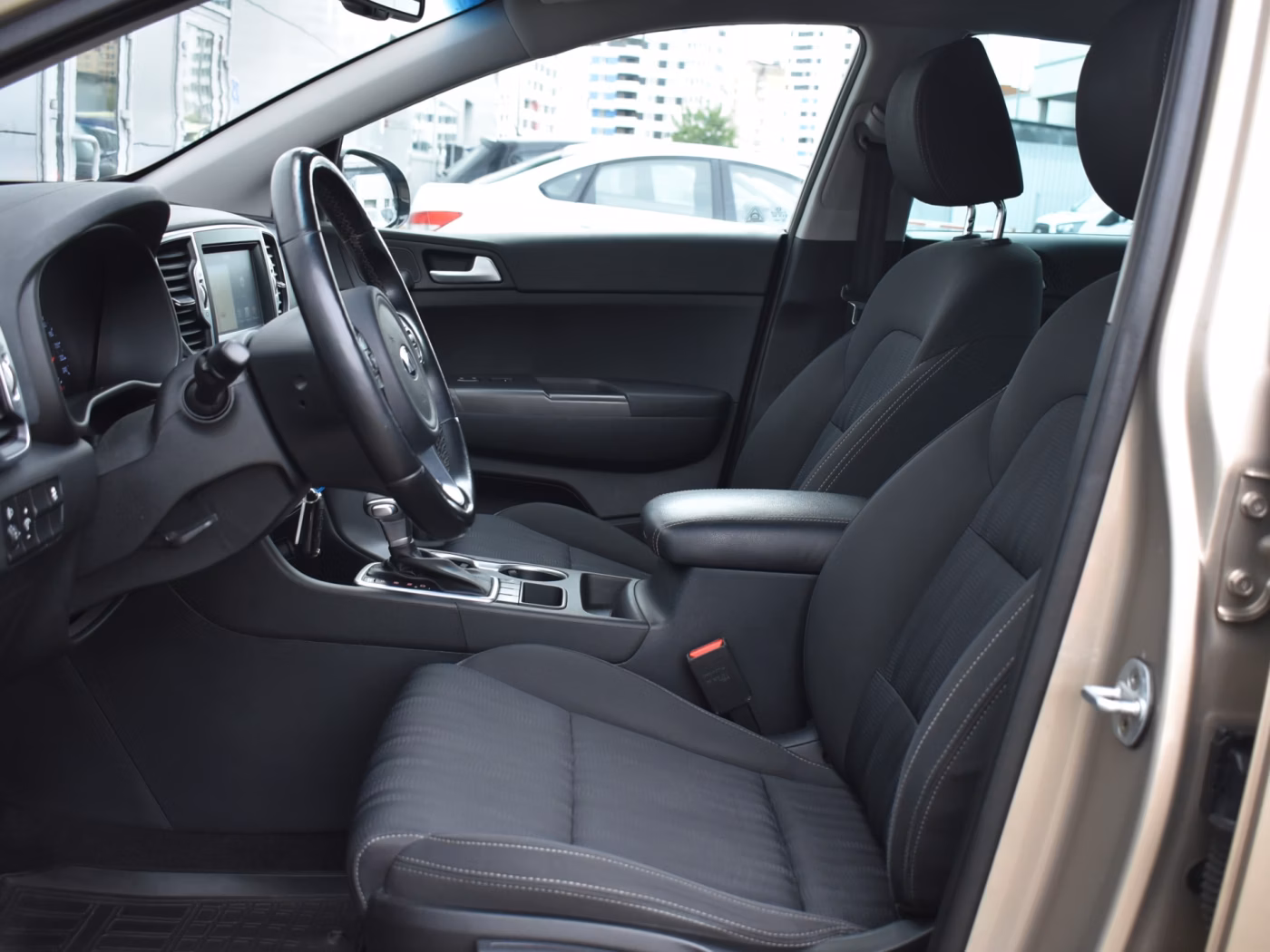 Kia Sportage фото 11