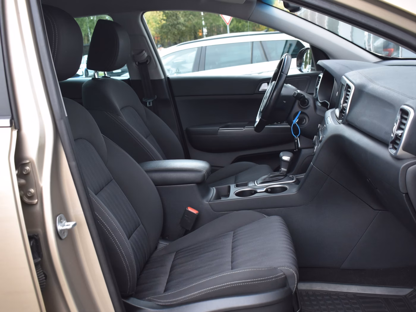 Kia Sportage фото 14