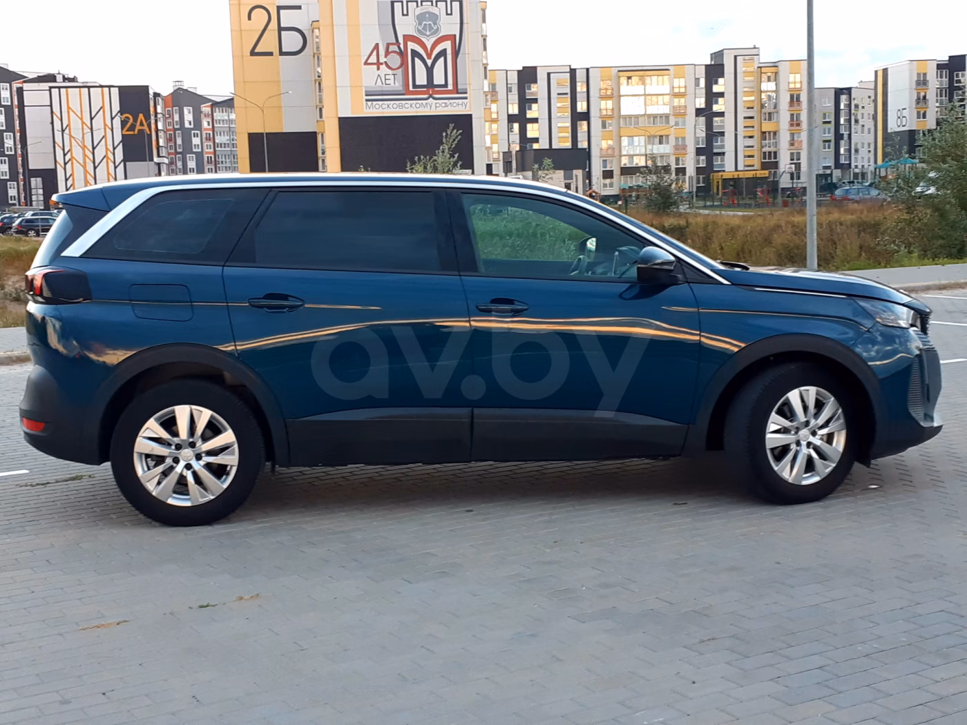 Peugeot 5008 фото 3