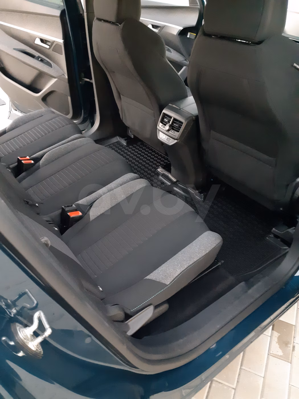 Peugeot 5008 фото 13