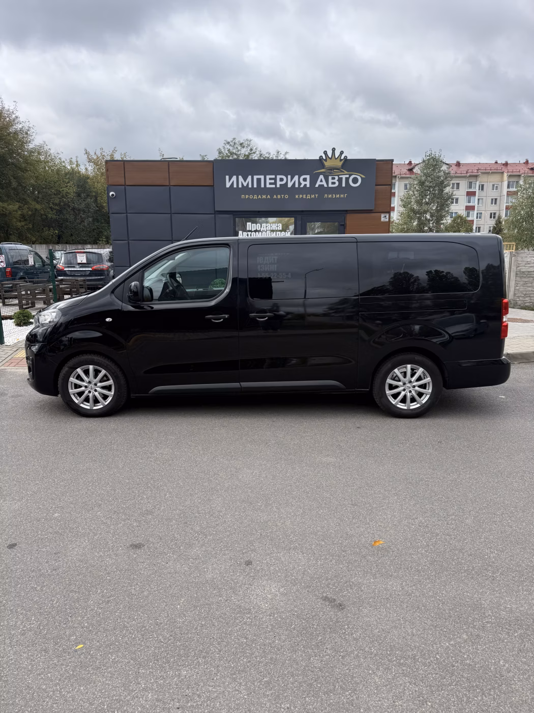 Peugeot Traveller фото 4