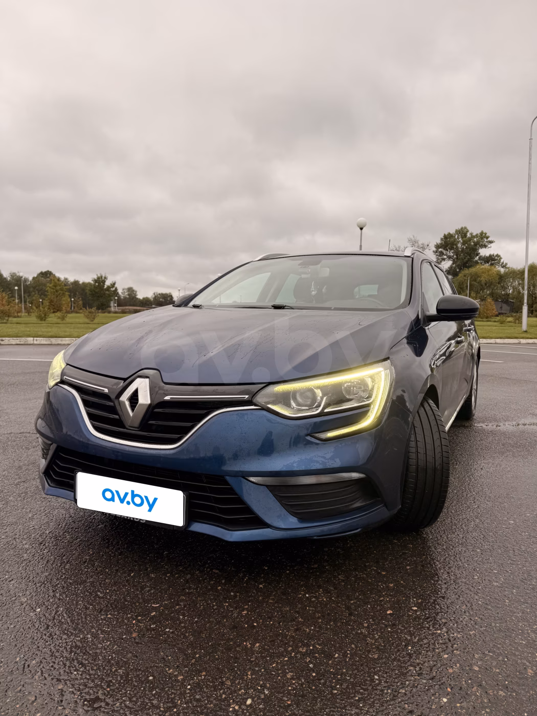 Renault Megane фото 2