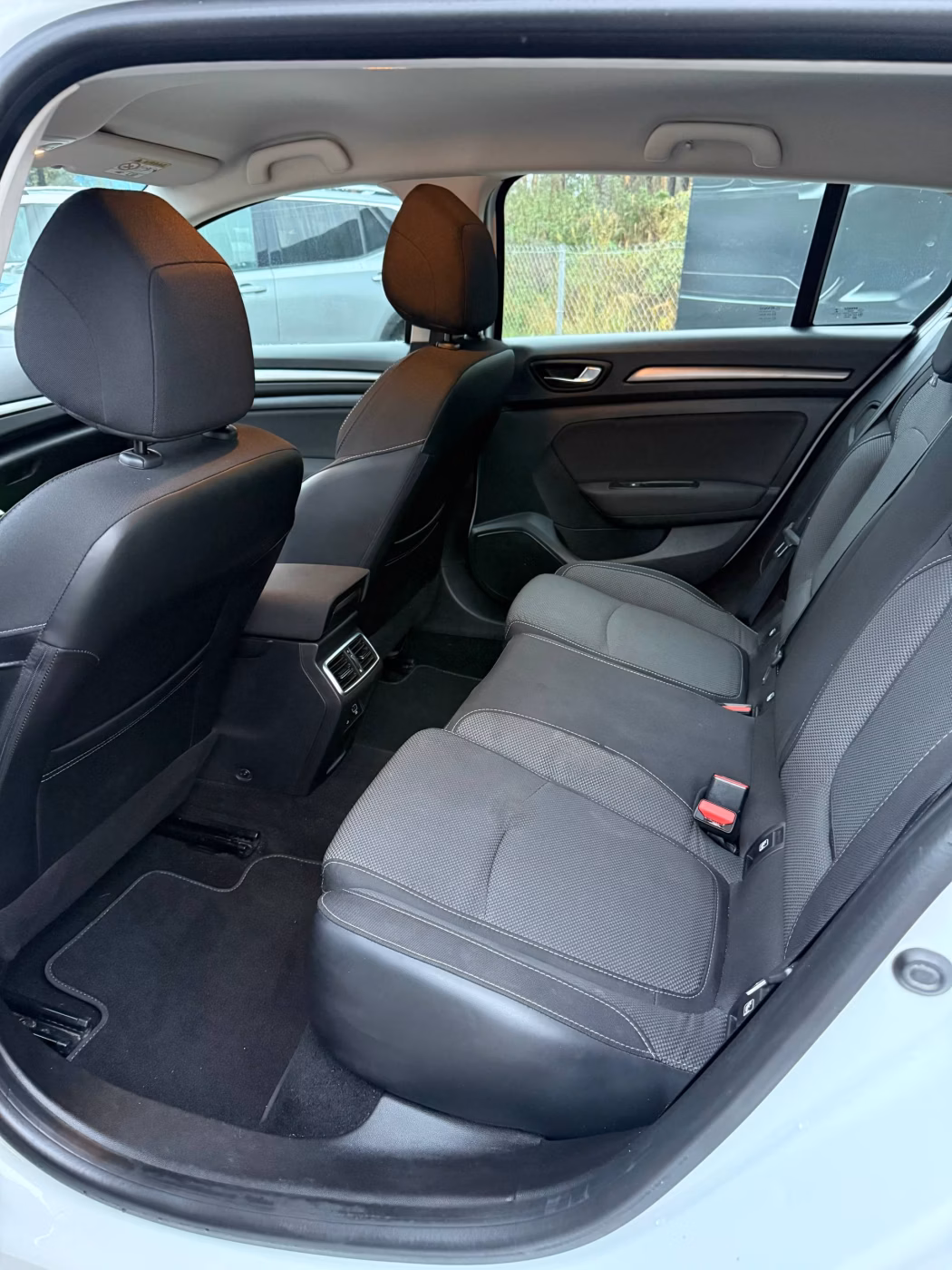Renault Megane фото 13