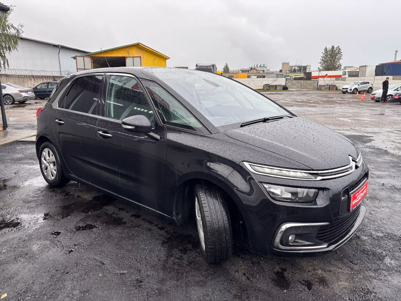 Citroen C4 Picasso фото 3