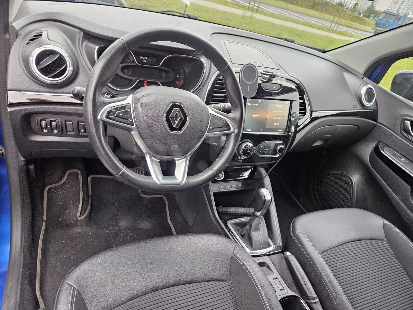 Renault Kaptur фото 5