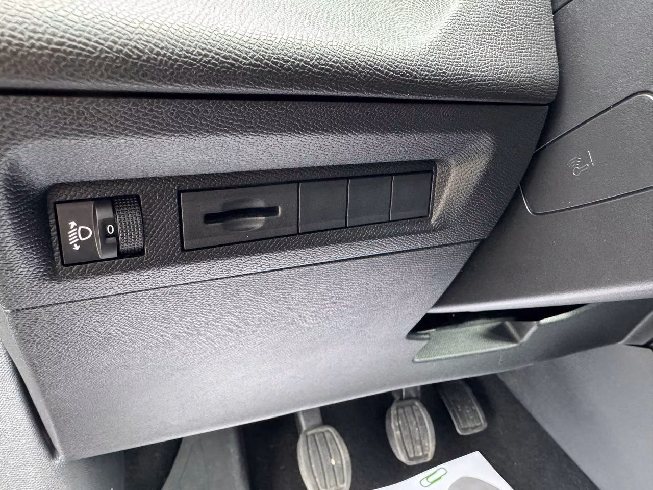 Peugeot 308 фото 15
