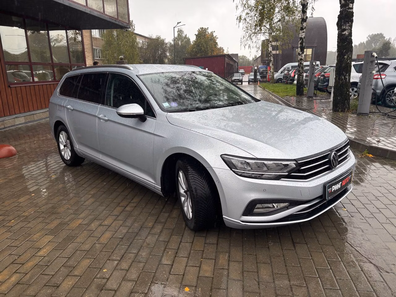 Volkswagen Passat фото 3