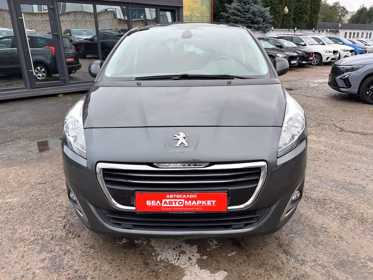 Peugeot 5008 фото 2