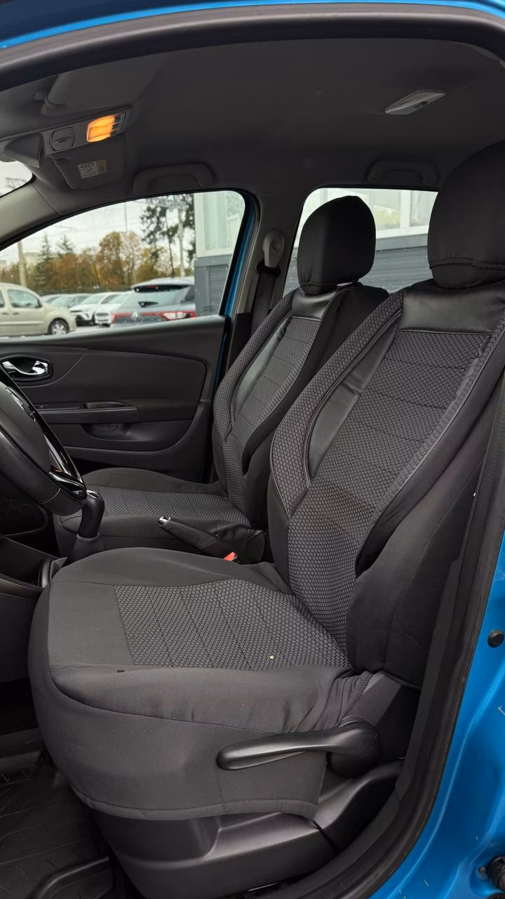 Renault Captur фото 18