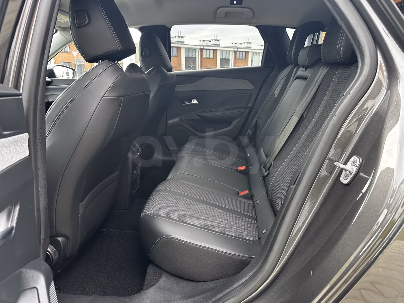 Peugeot 308 фото 15