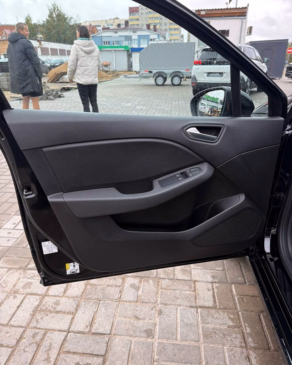 Renault Clio фото 8