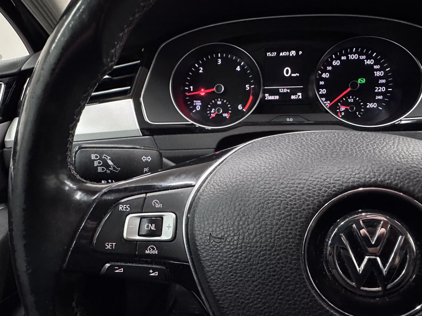 Volkswagen Passat фото 19