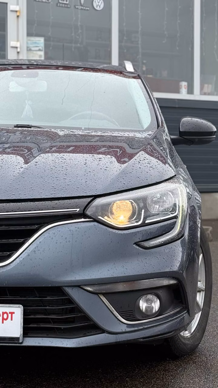 Renault Megane фото 3