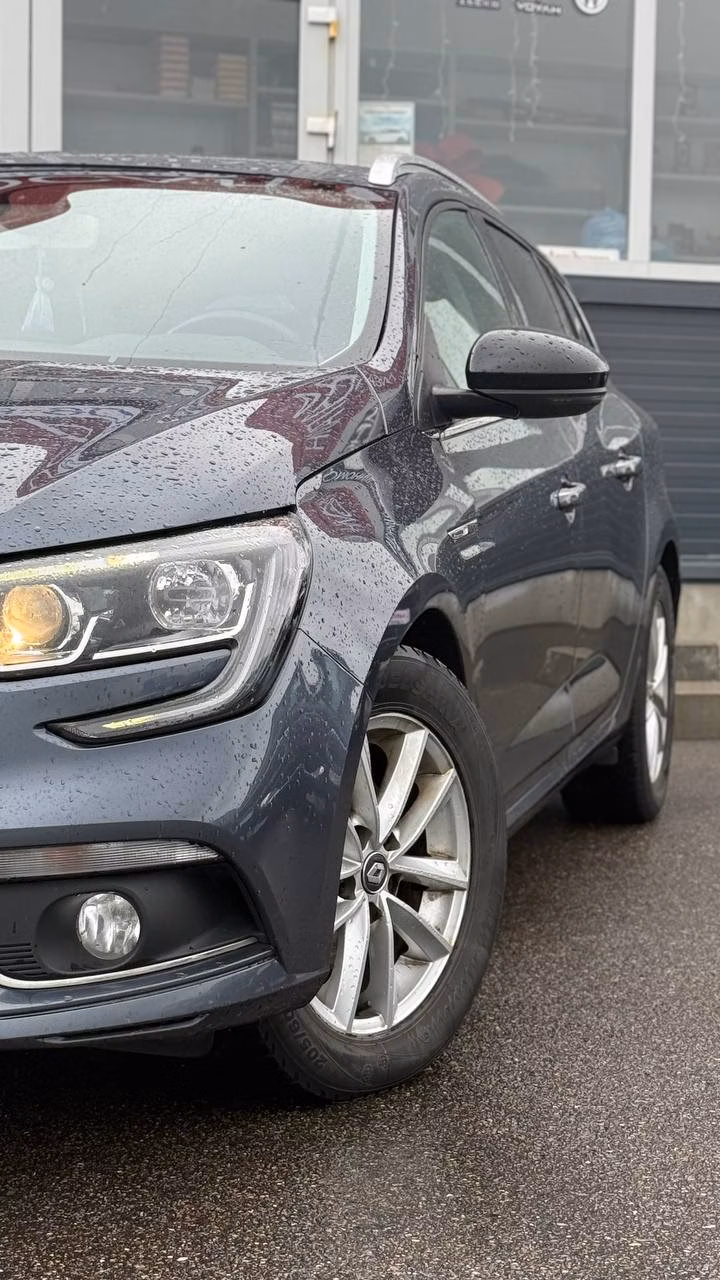 Renault Megane фото 4