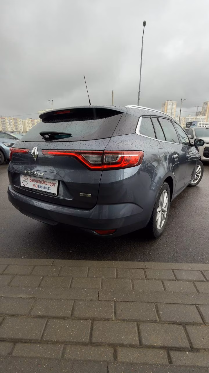 Renault Megane фото 6
