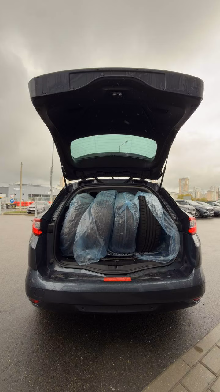 Renault Megane фото 9
