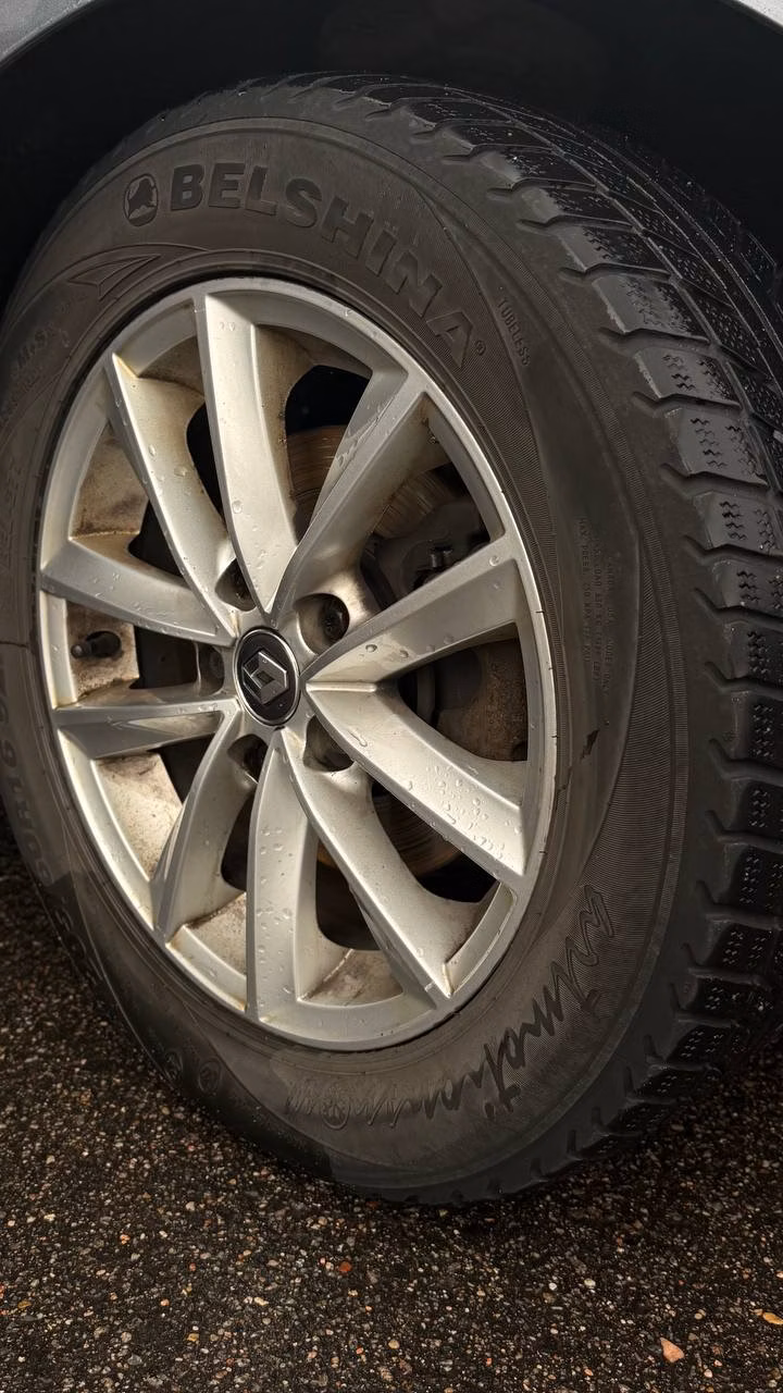 Renault Megane фото 10