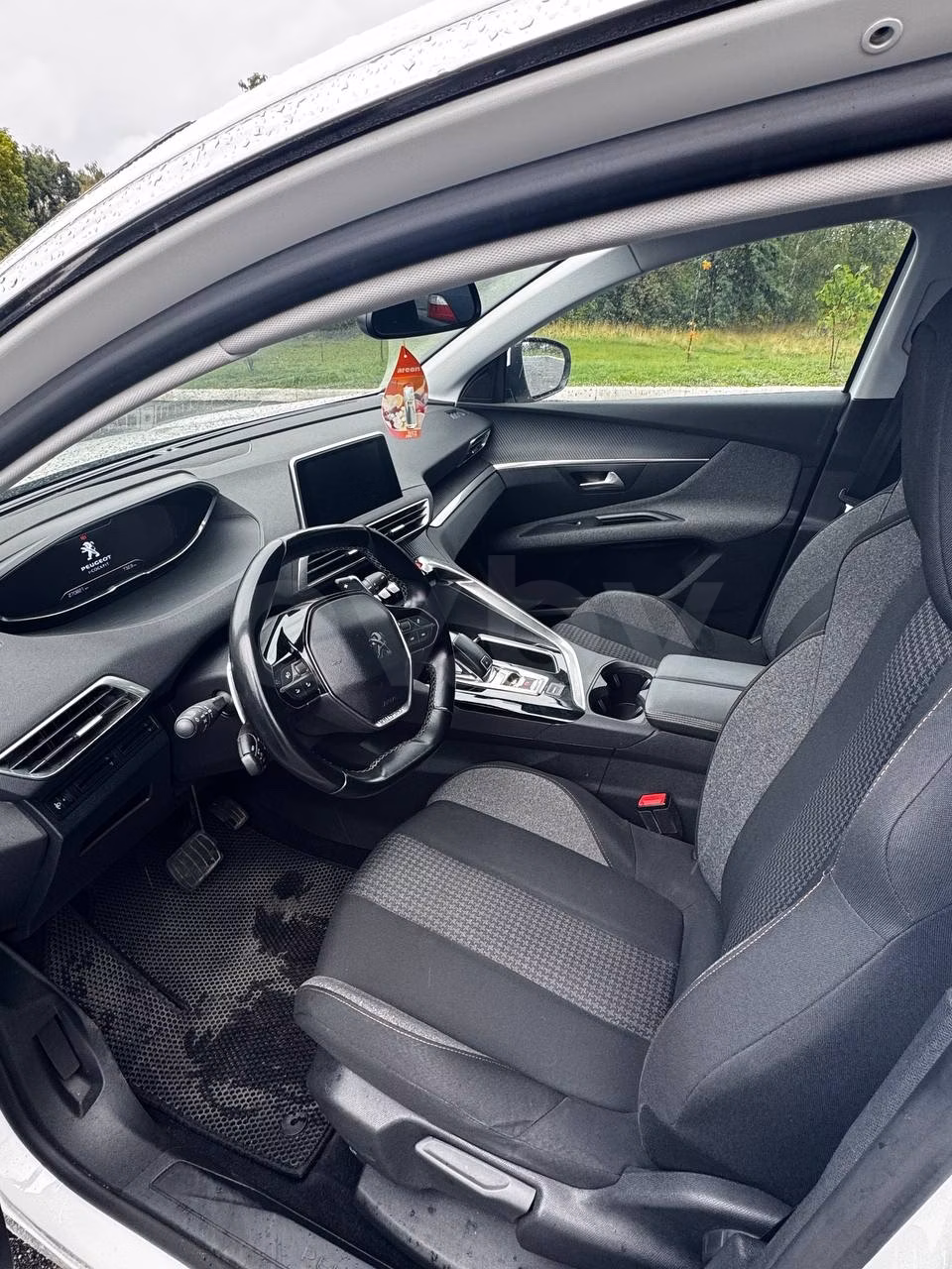 Peugeot 3008 фото 12