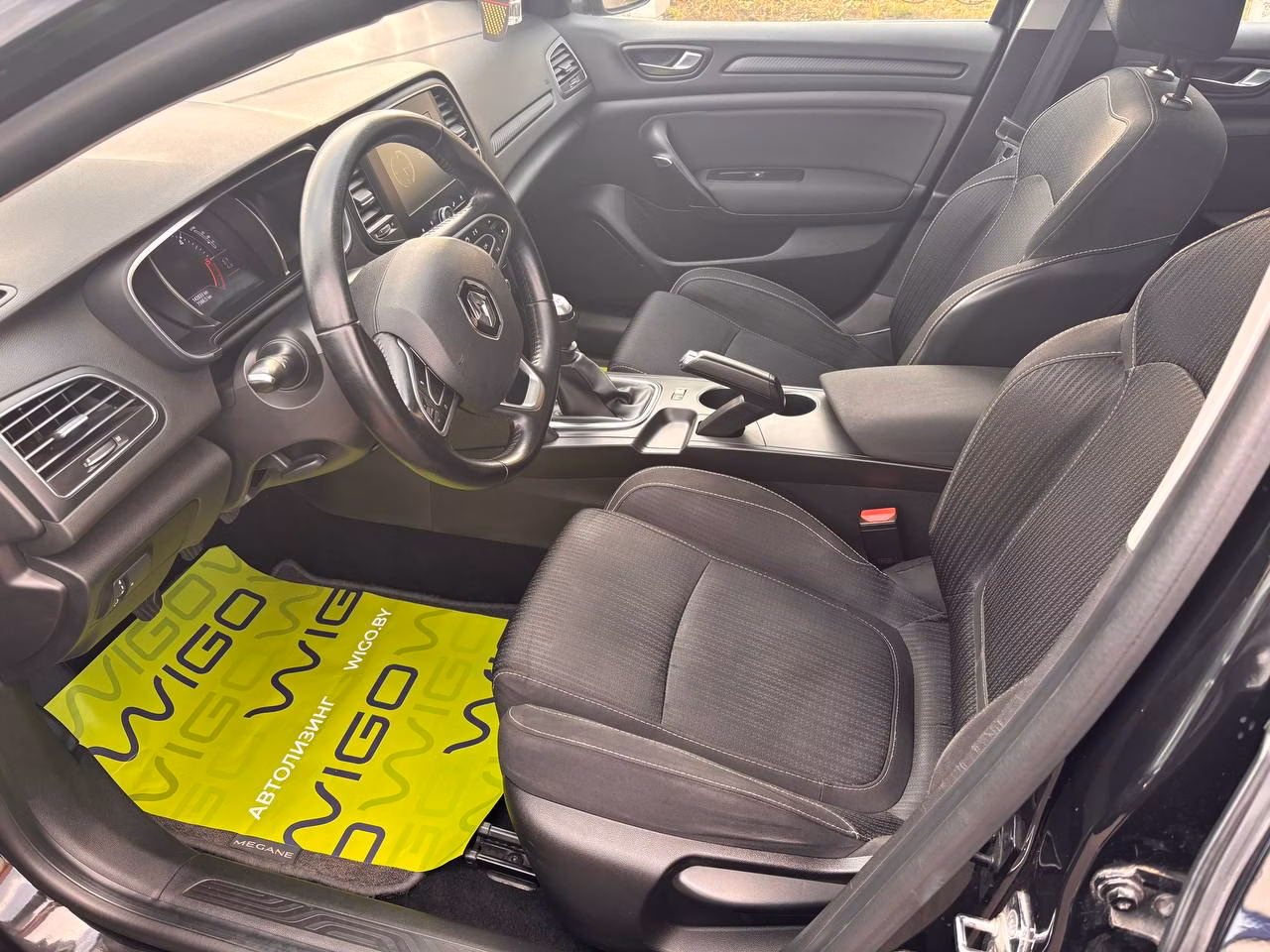 Renault Megane фото 7