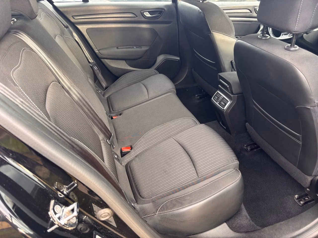 Renault Megane фото 12
