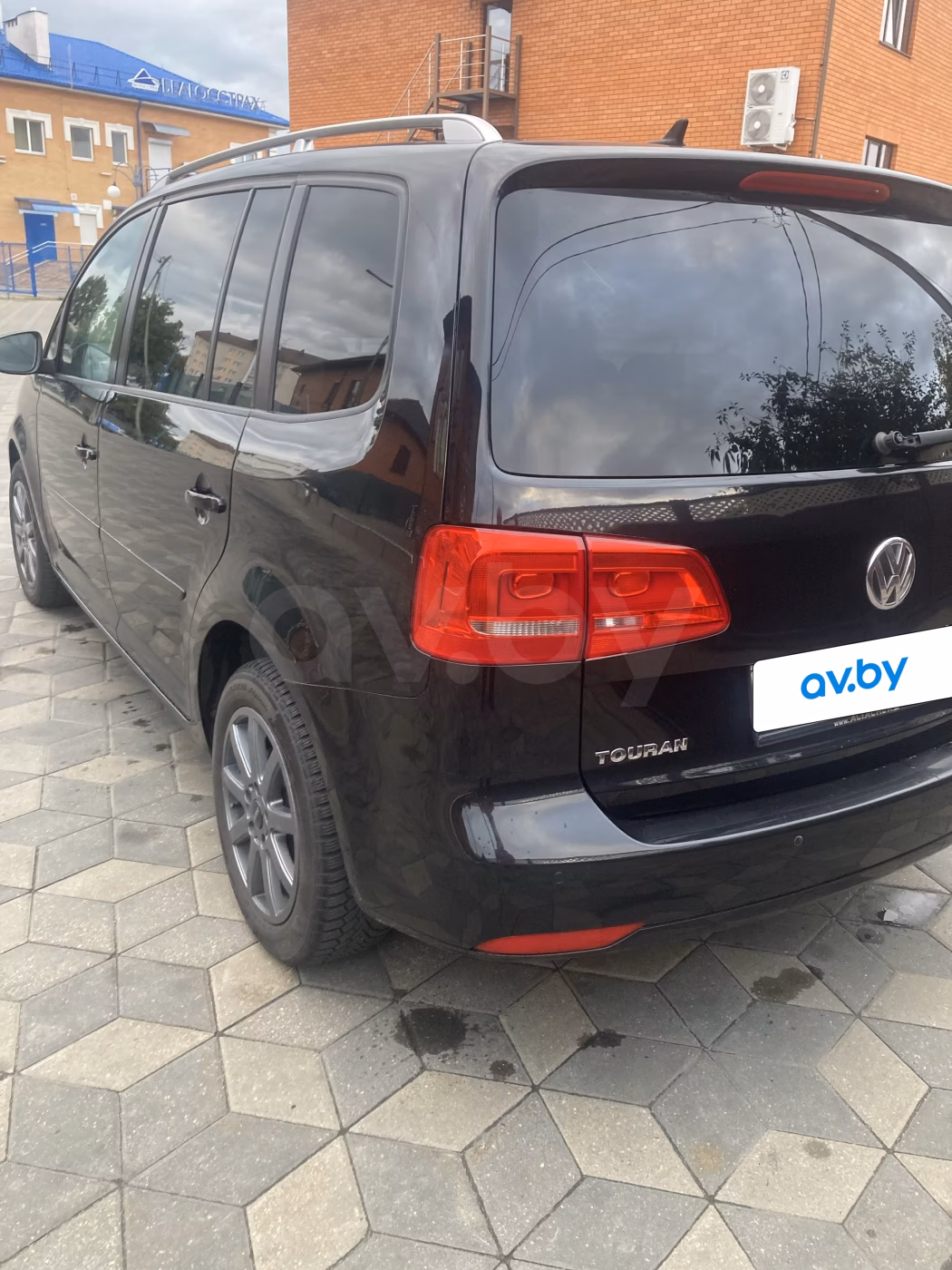 Volkswagen Touran фото 6