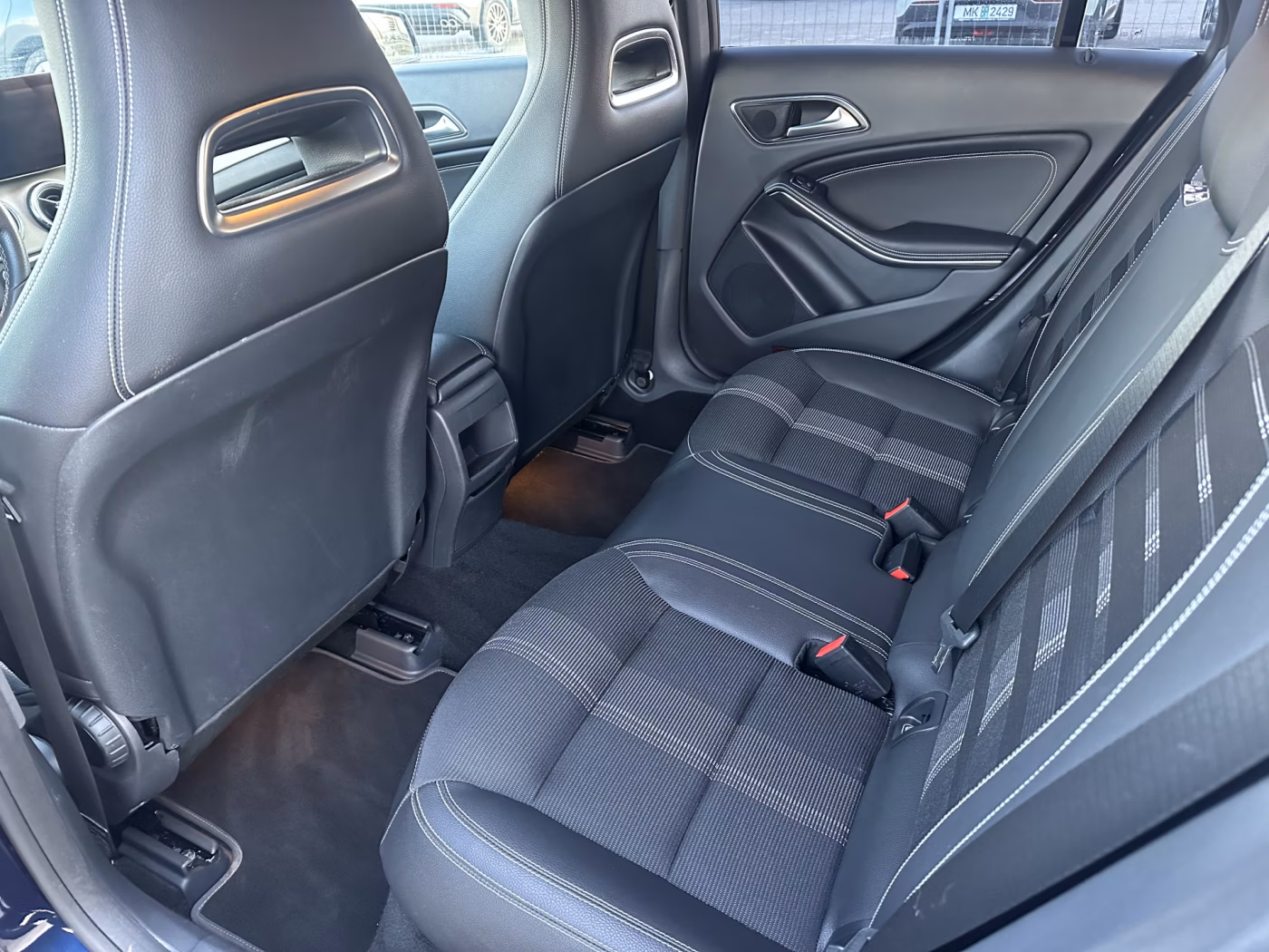 Mercedes-Benz CLA фото 9