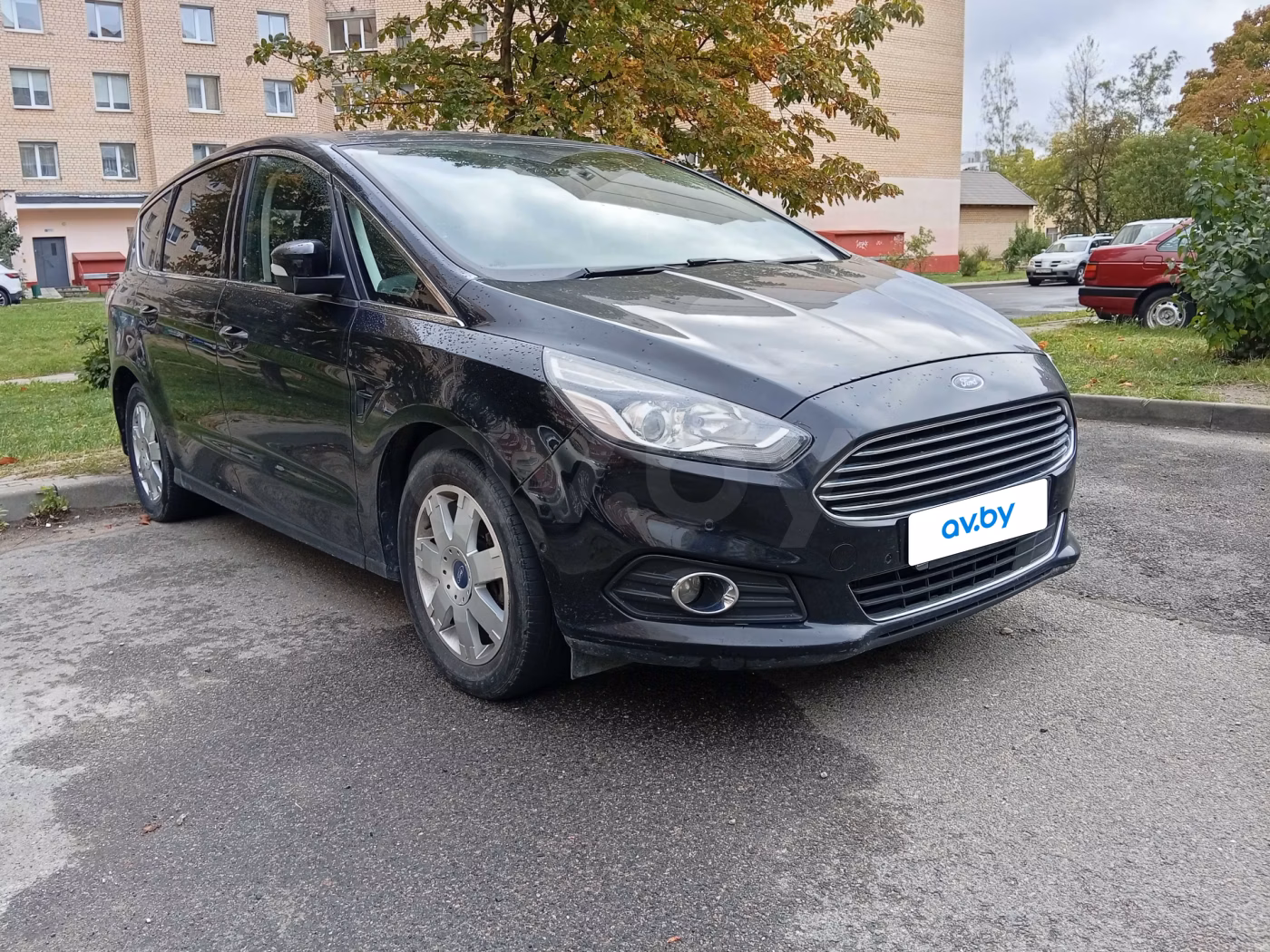 Ford S-MAX фото 2