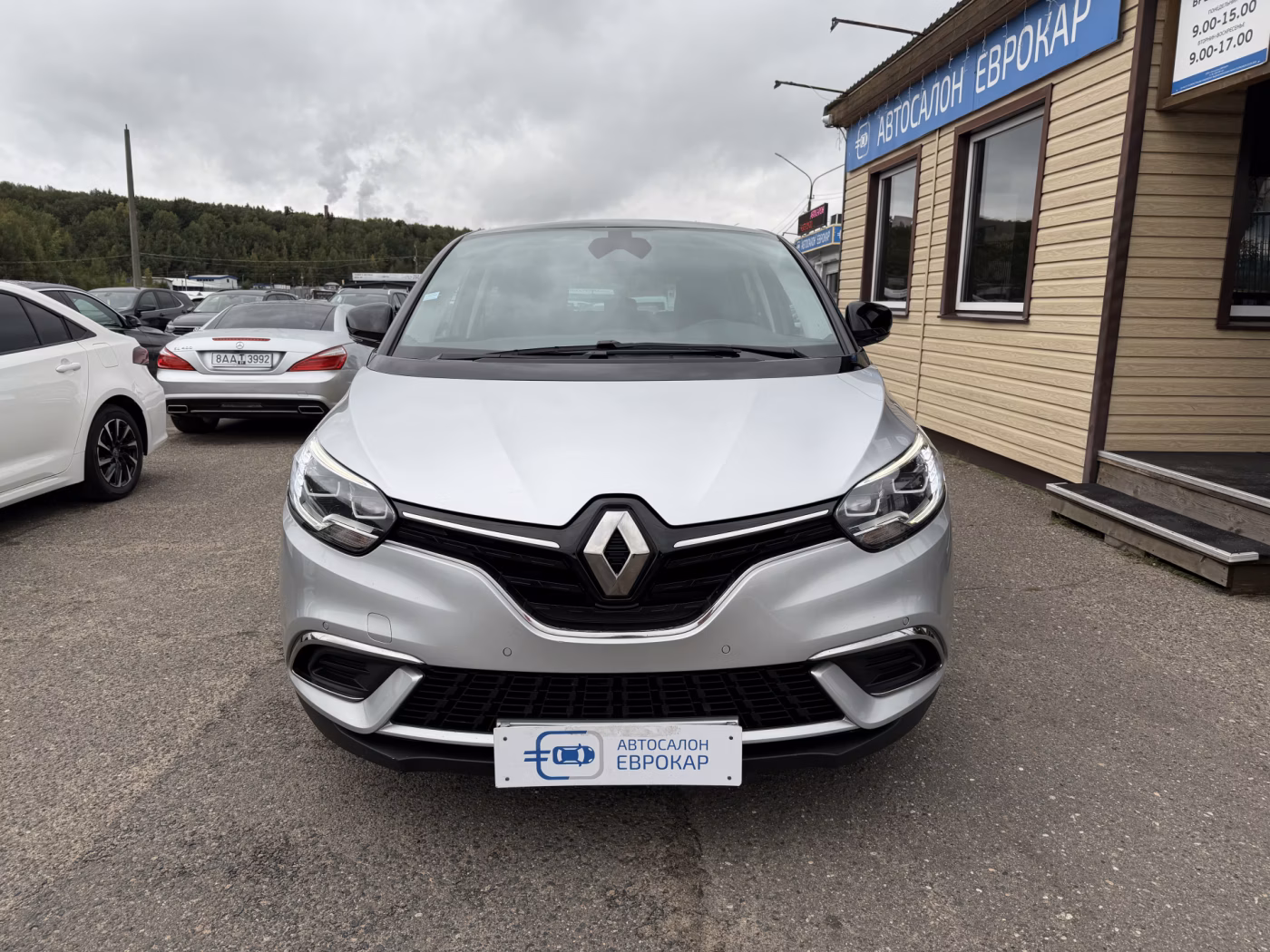Renault Scenic фото 3