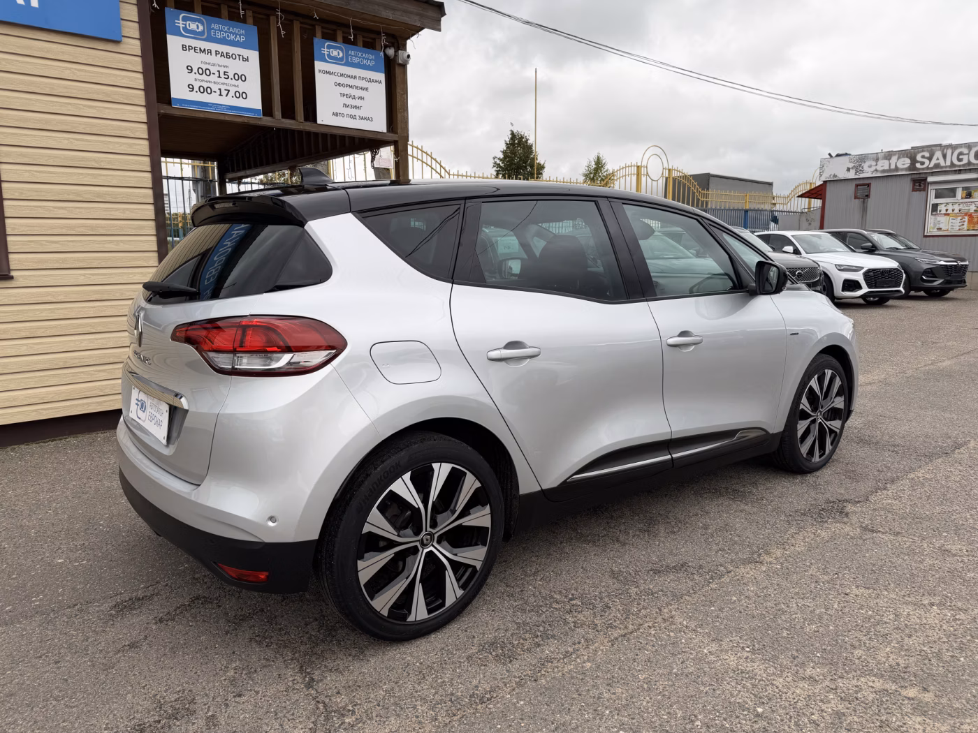 Renault Scenic фото 6