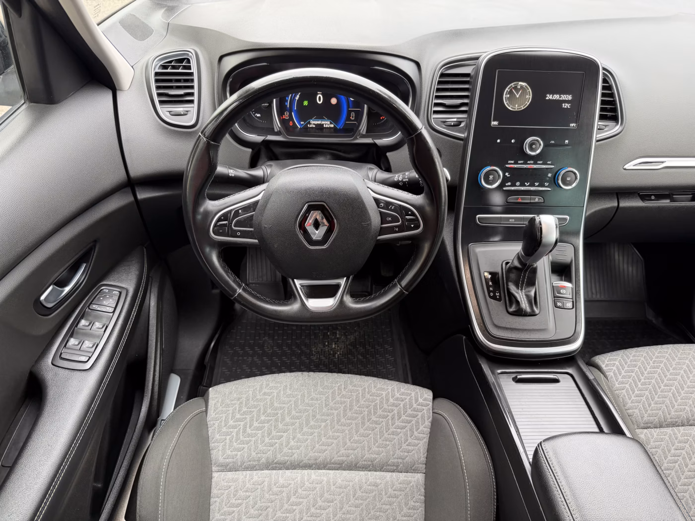 Renault Scenic фото 14