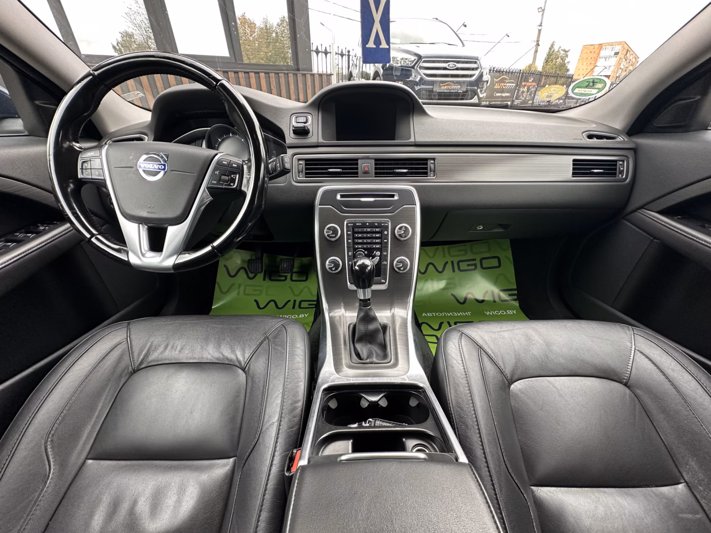Volvo V70 фото 8