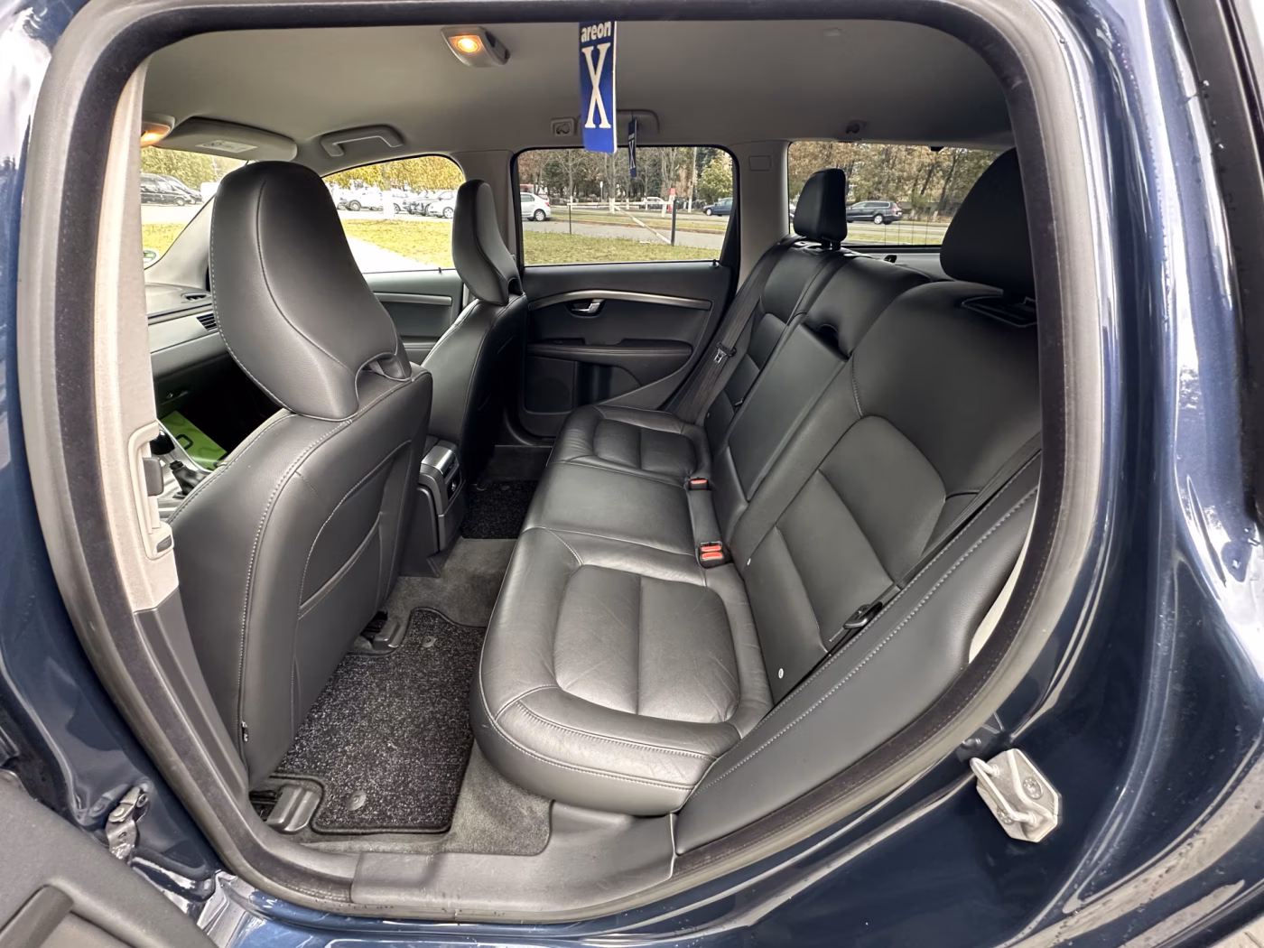 Volvo V70 фото 11