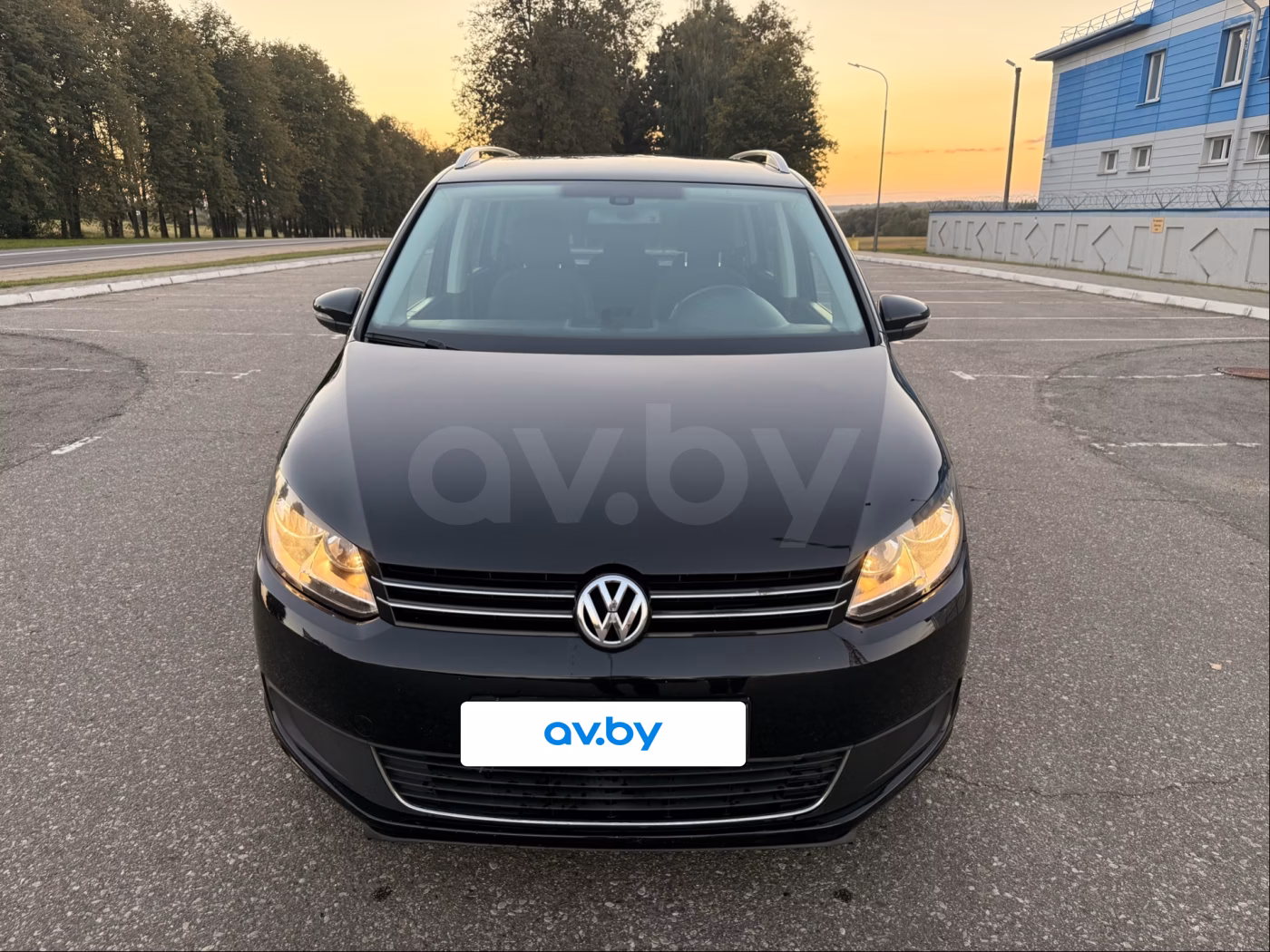 Volkswagen Touran фото 3