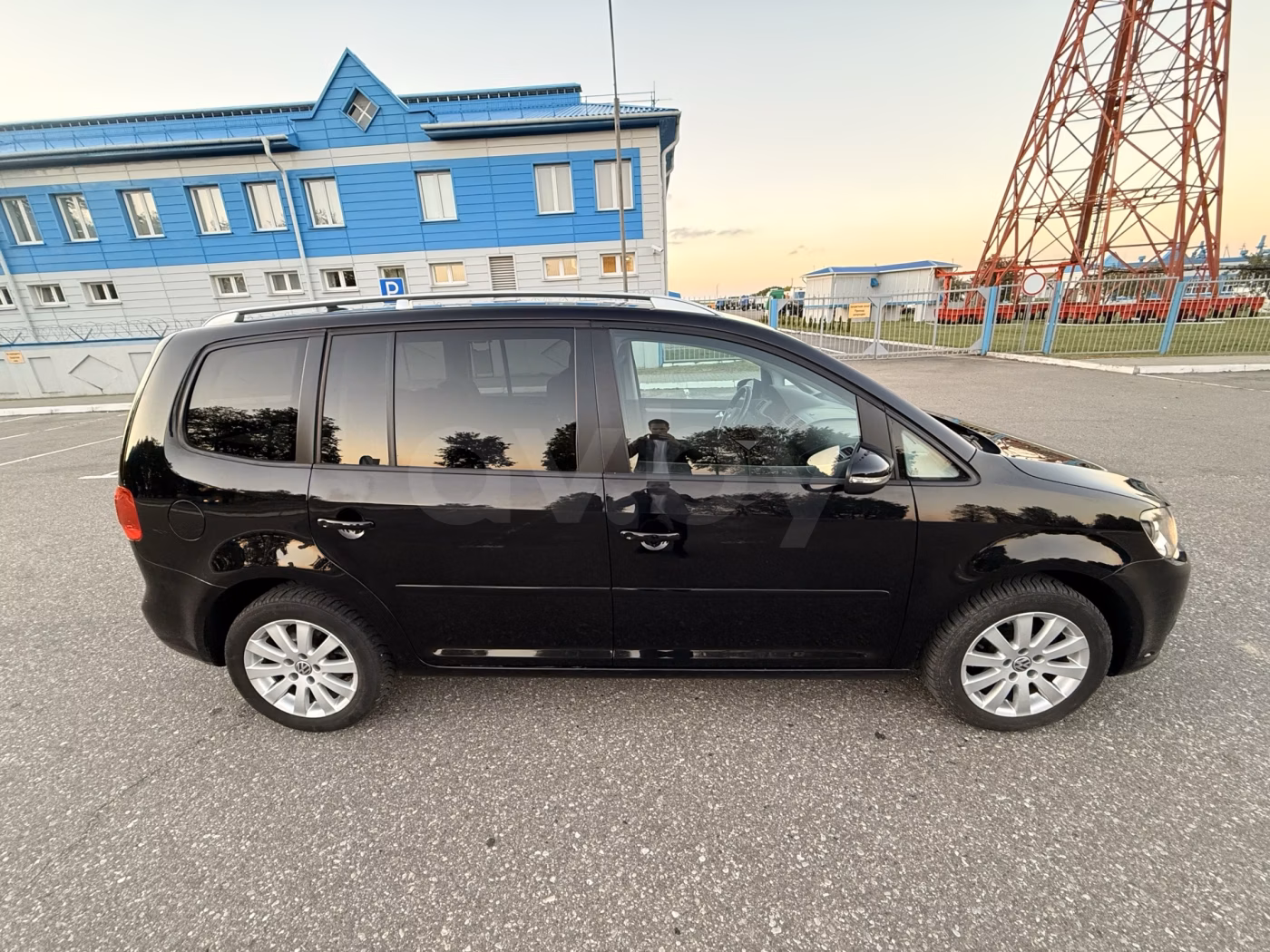 Volkswagen Touran фото 10