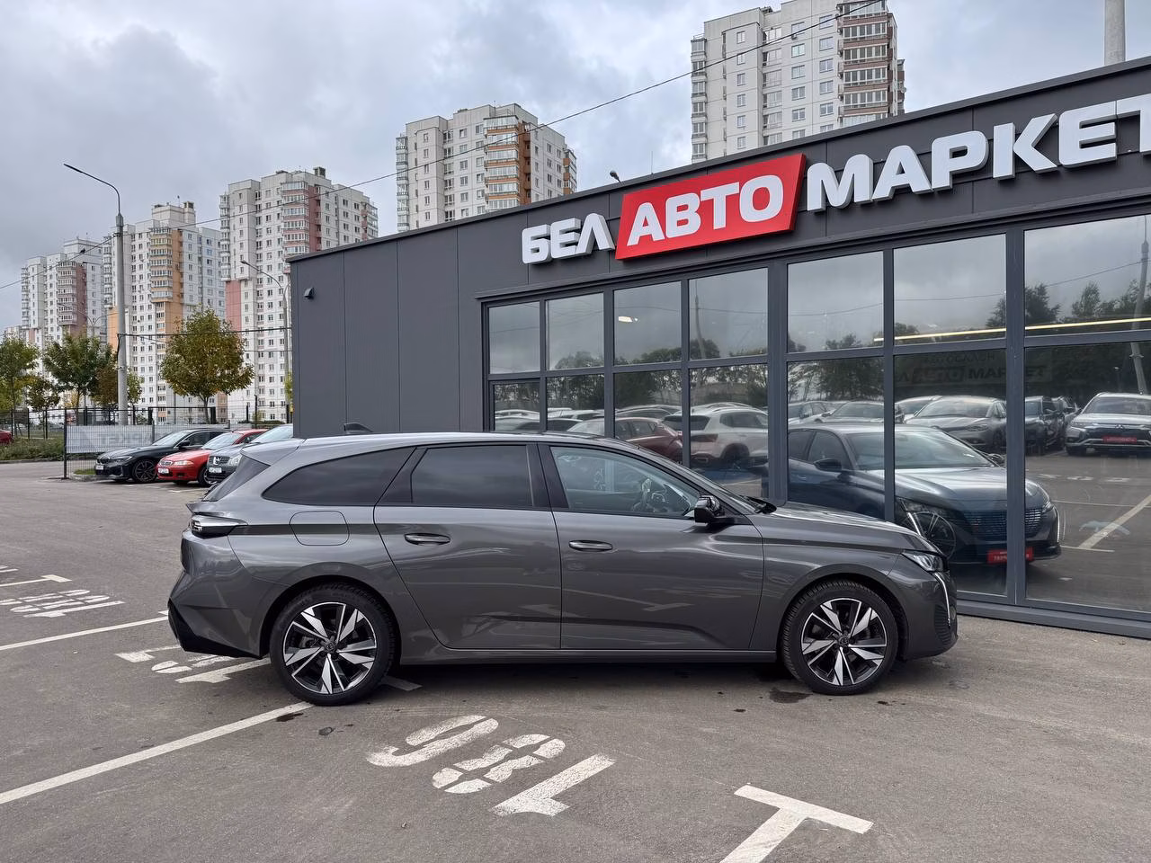 Peugeot 308 фото 4