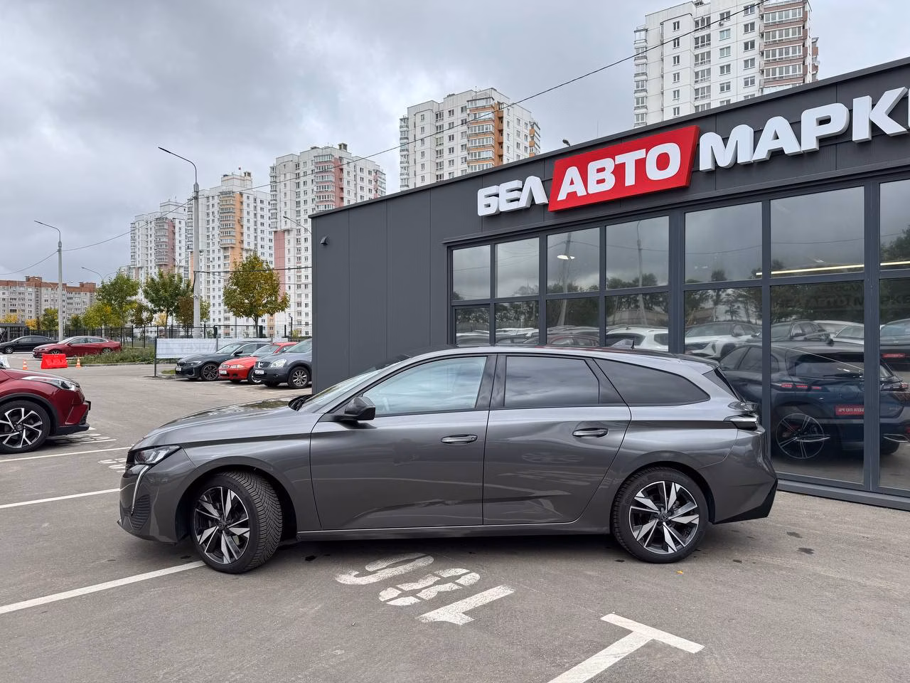Peugeot 308 фото 8