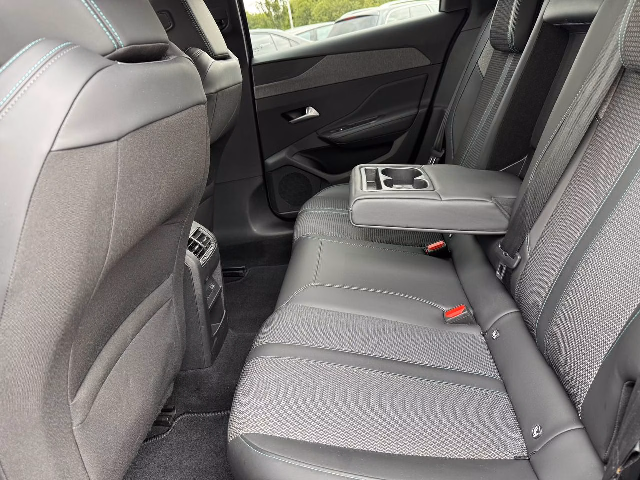 Peugeot 308 фото 17