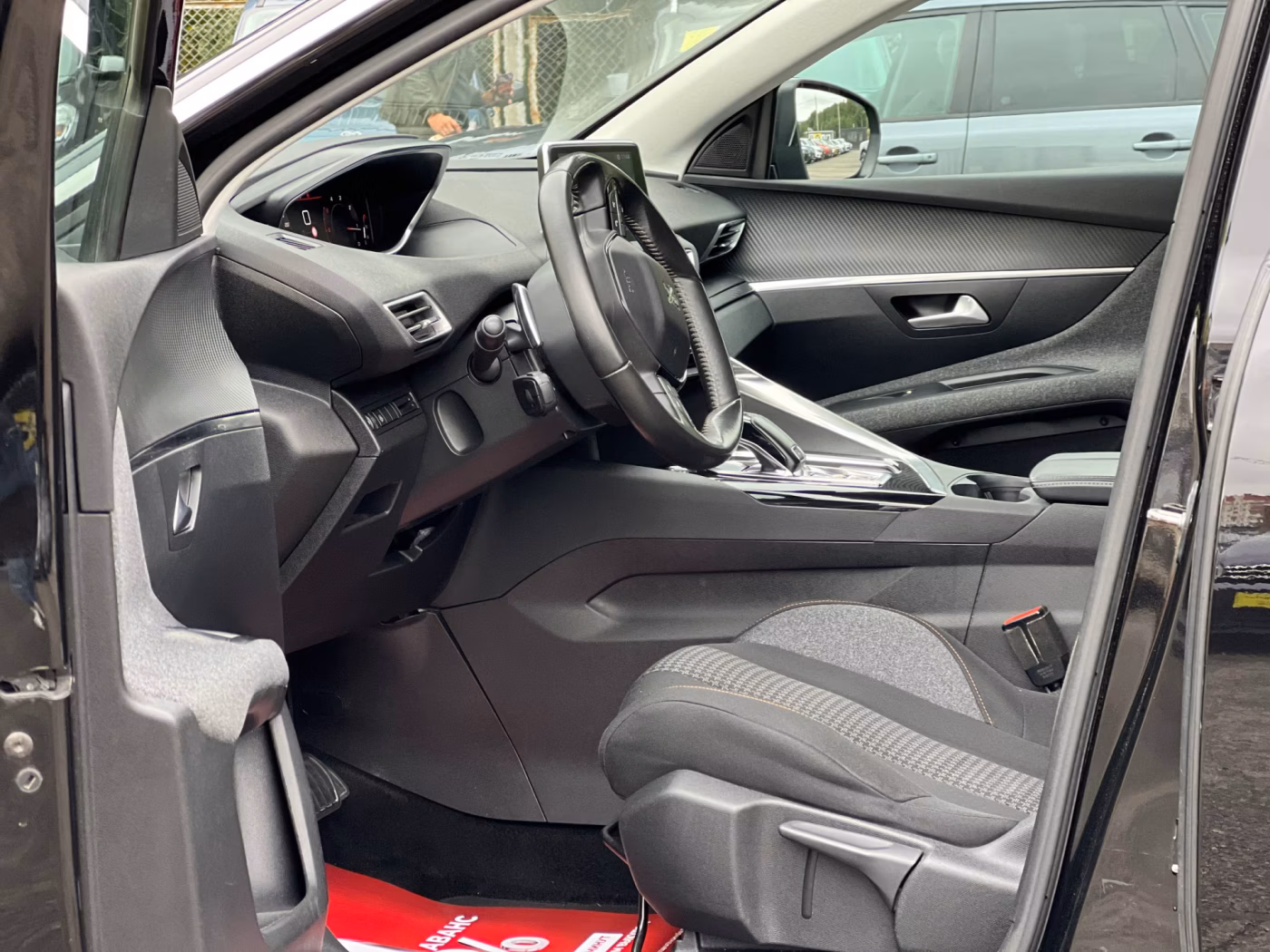 Peugeot 3008 фото 10
