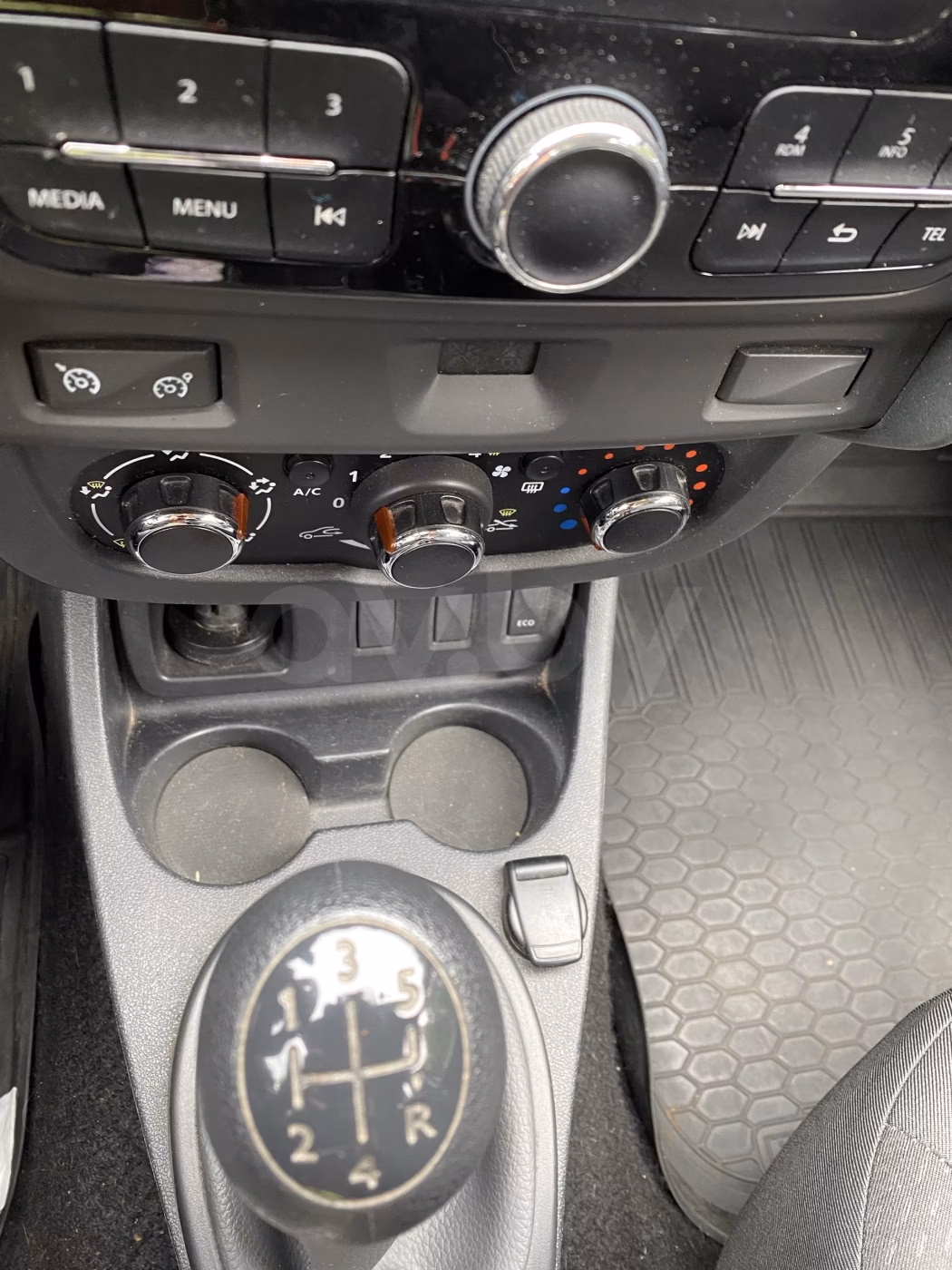 Renault Duster фото 8