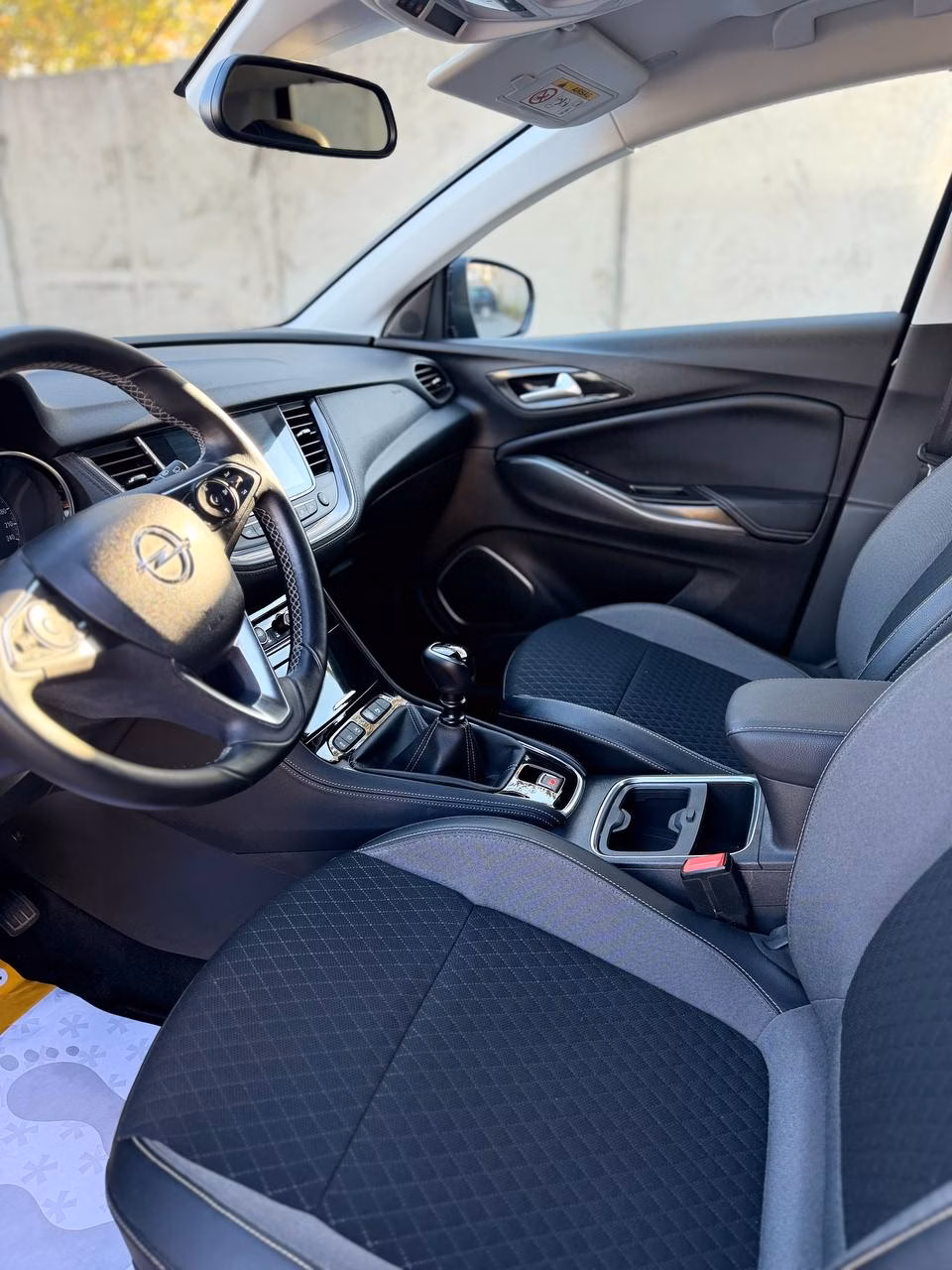 Opel Grandland X фото 11