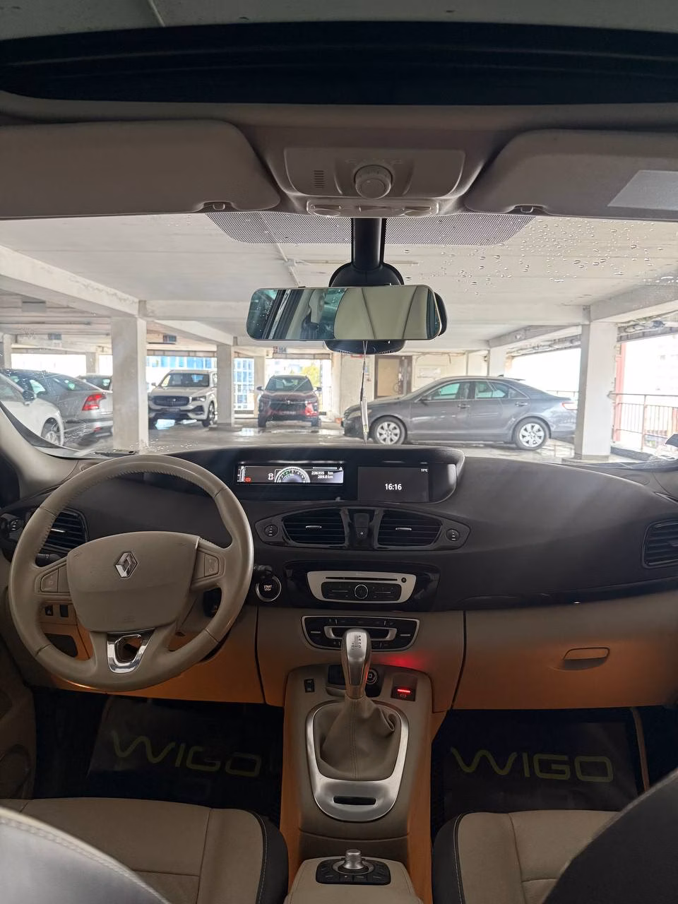 Renault Scenic фото 7