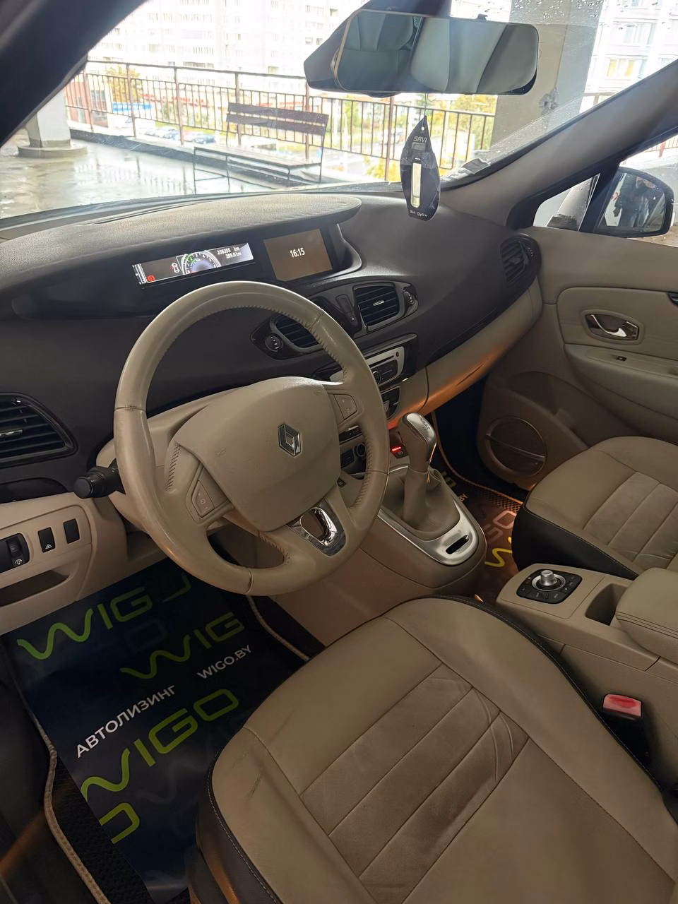 Renault Scenic фото 8