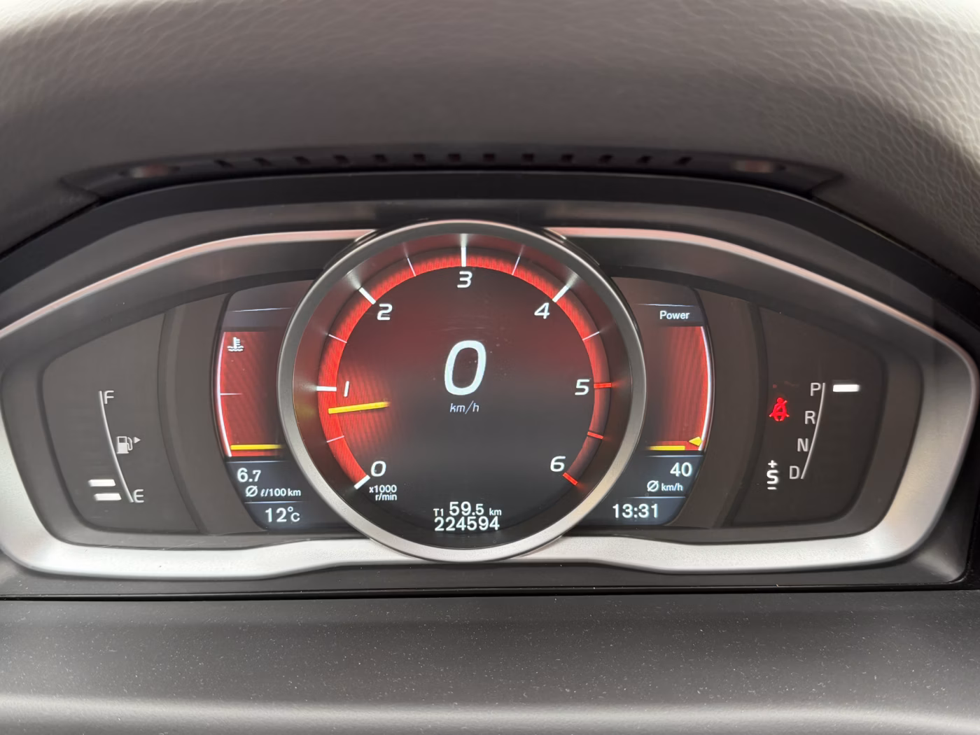 Volvo V70 фото 17